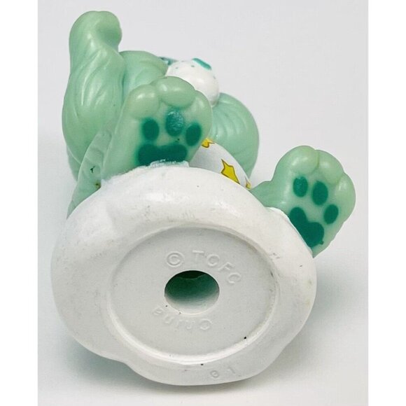 VTG 2003 TCFC Care Bears 2.5" Green WISH BEAR Sitting on Cloud One Arm Up EUC - Picture 3 of 3